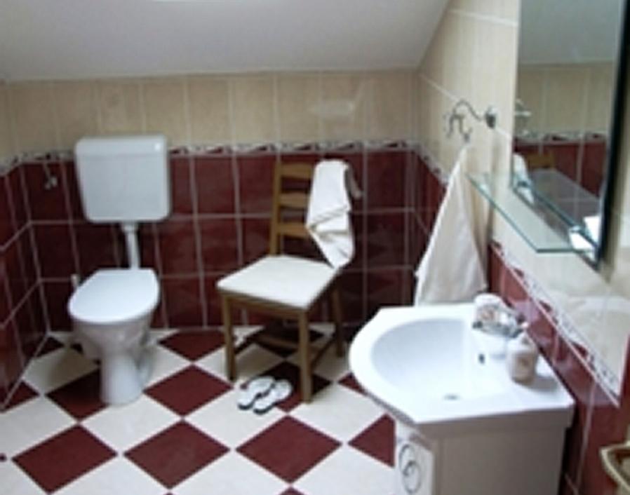 Ilona Apartmanhaz Komárom Екстериор снимка