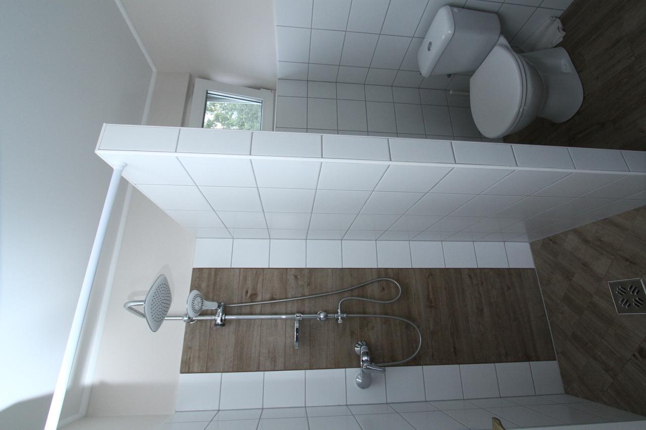Ilona Apartmanhaz Komárom Екстериор снимка